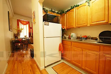 Rented by Link NY Realty