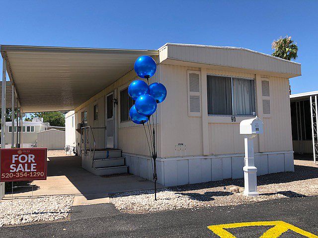 1st image of 3833 N Fairview Ave #90