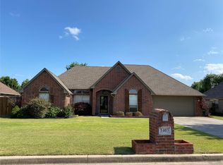 1403 Hickory Hills Dr, Fort Gibson, OK 74434