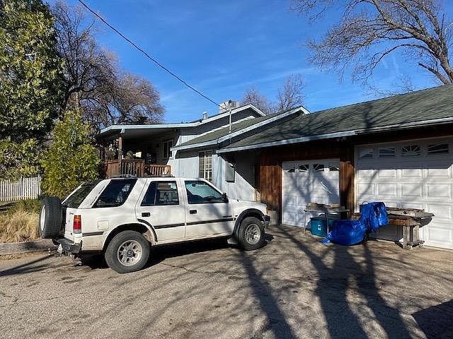 1st image of 51177 Hillside Dr