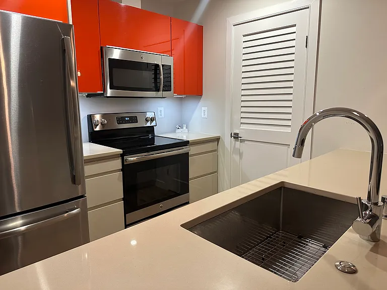 715 Emerson St NW — Photo 21