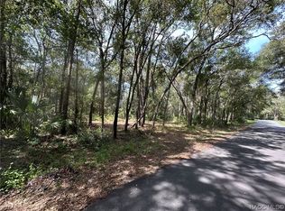 8426 N Carousel Ter, Crystal River, FL 34428
