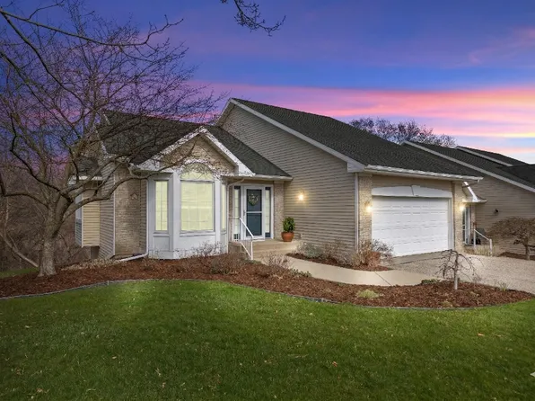 1946 Dunlin Ct NE, Grand Rapids, MI 49505