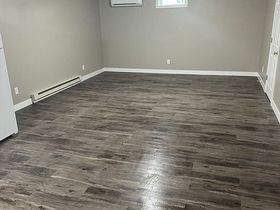 2nd image of 445 N Lawler St #445B
