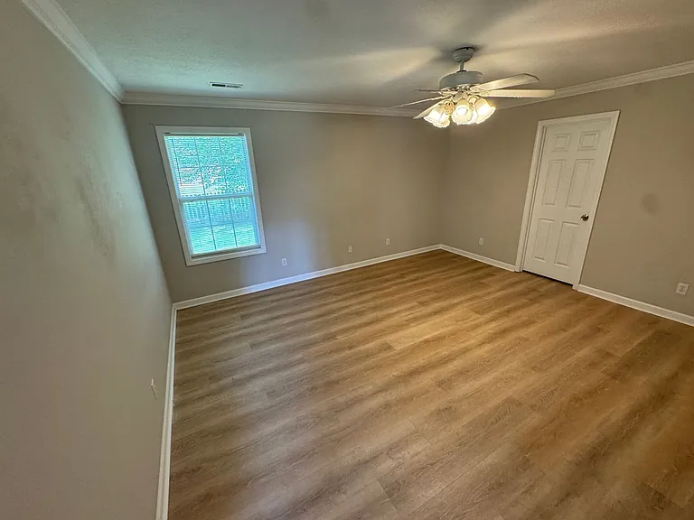 5508 Fenway Ln — Photo 6