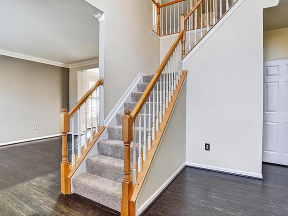 3rd image of 2801 Klein Ct