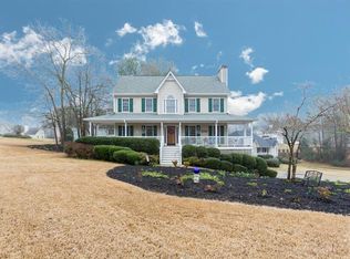 142 Abbington Ln, Douglasville, GA 30134