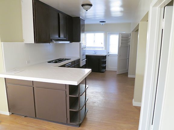 5th image of 14632 S Denker Ave