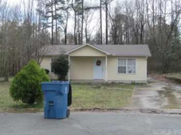 3913 Hobbs Dr, Benton, AR 72015
