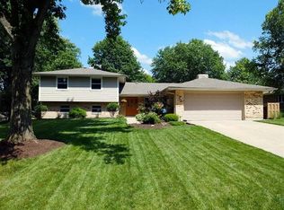 8740 Sugarcreek Point, Dayton, OH 45458