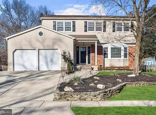 302 Custer Ct, Mount Laurel, NJ 08054