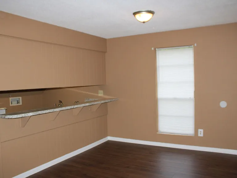 2248 Winston Way — Photo 11