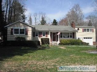 49 Clarke Dr, East Northport, NY 11731