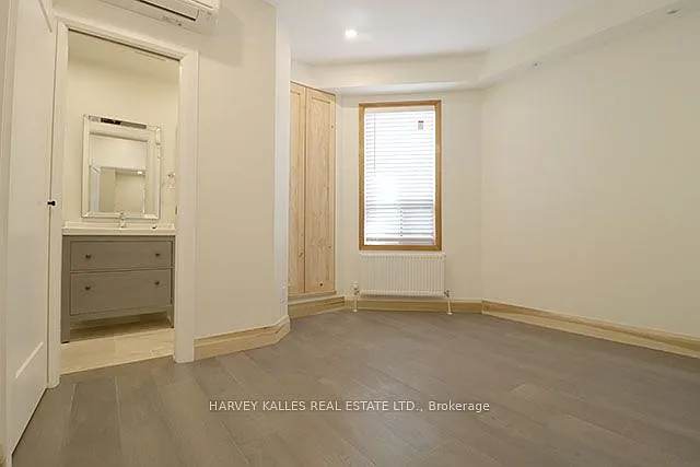 488 Lansdowne Ave #MAIN — Photo 5