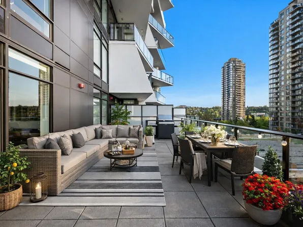 2181 Madison Ave #504, Burnaby, BC V5C 0J8