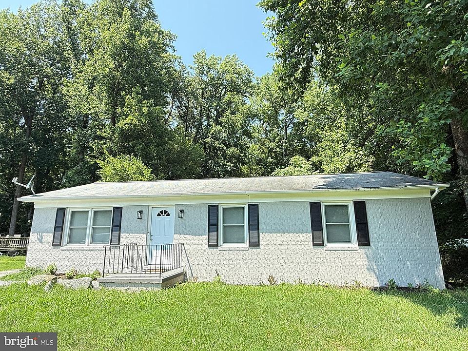 1st image of 9828 Sylvan Turn