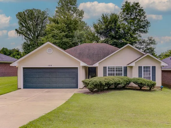 108 Trailwood Dr, Vicksburg, MS 39180