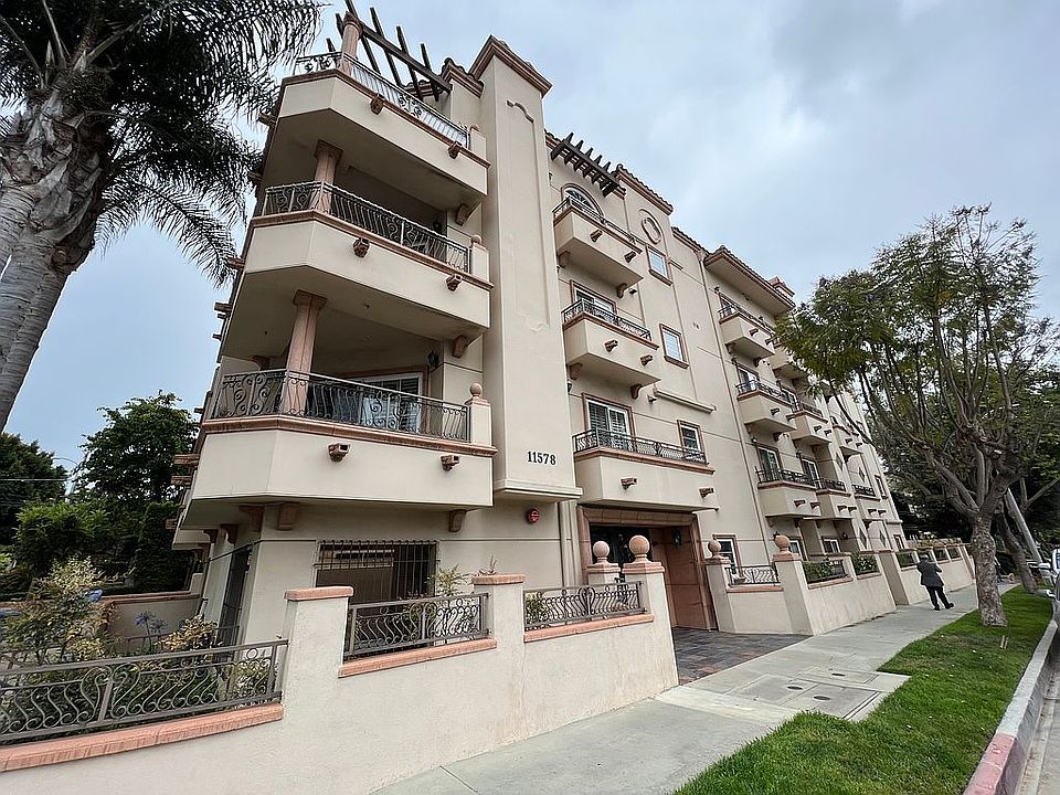 1st image of 11578 Iowa Ave Unit 101