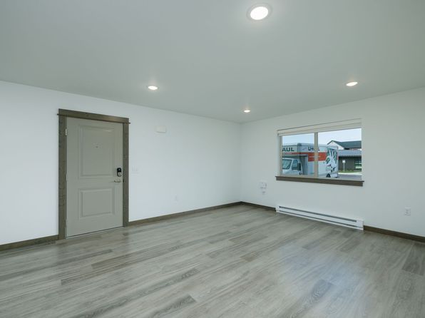 1912 Cruiser Ln #103