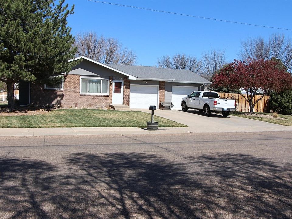 2nd image of 2403 E Pawnee Rd