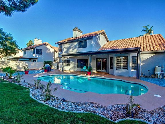 3rd image of 2210 E Egret Ct