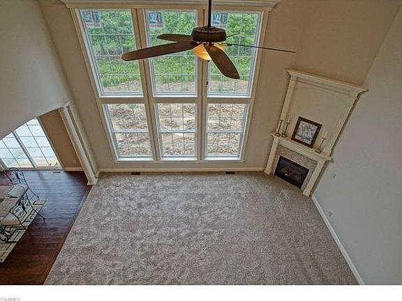 4th image of 355 W Edinburgh Dr