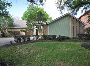 15718 Four Leaf Dr, Houston, TX 77084