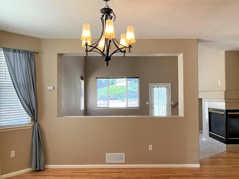 2854 Windridge Cir — Photo 5