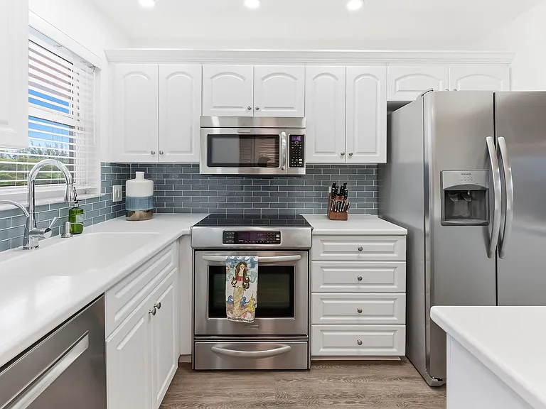 300 Forest Lakes Blvd #312 — Photo 9