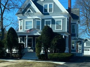 462 Glen St, Glens Falls, NY 12801