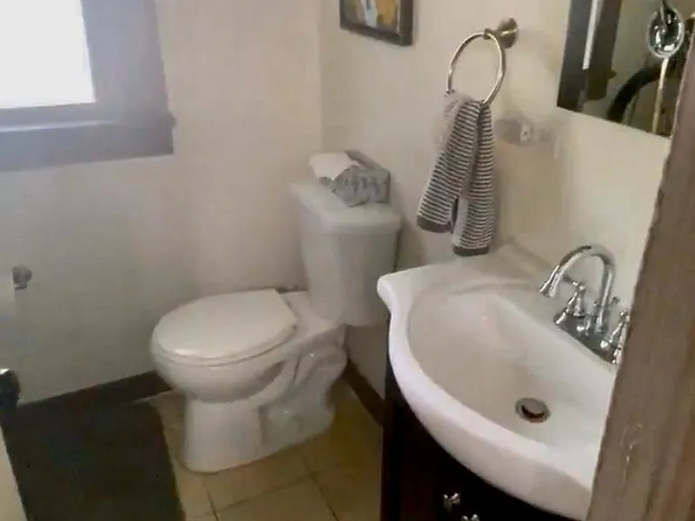 2229 Meyer Ave #1 — Photo 10