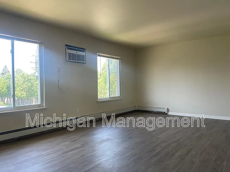 2 bed, 1.0 bath, 800 sqft, $975 — Photo 4