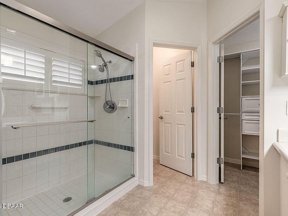 3rd image of 5784 Heathermere Ln