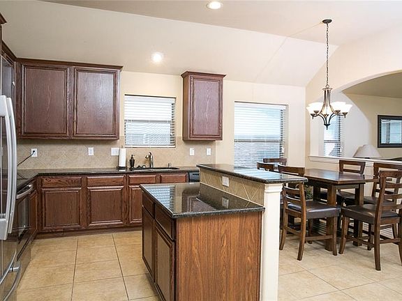 5th image of 8310 Dawnridge Dr