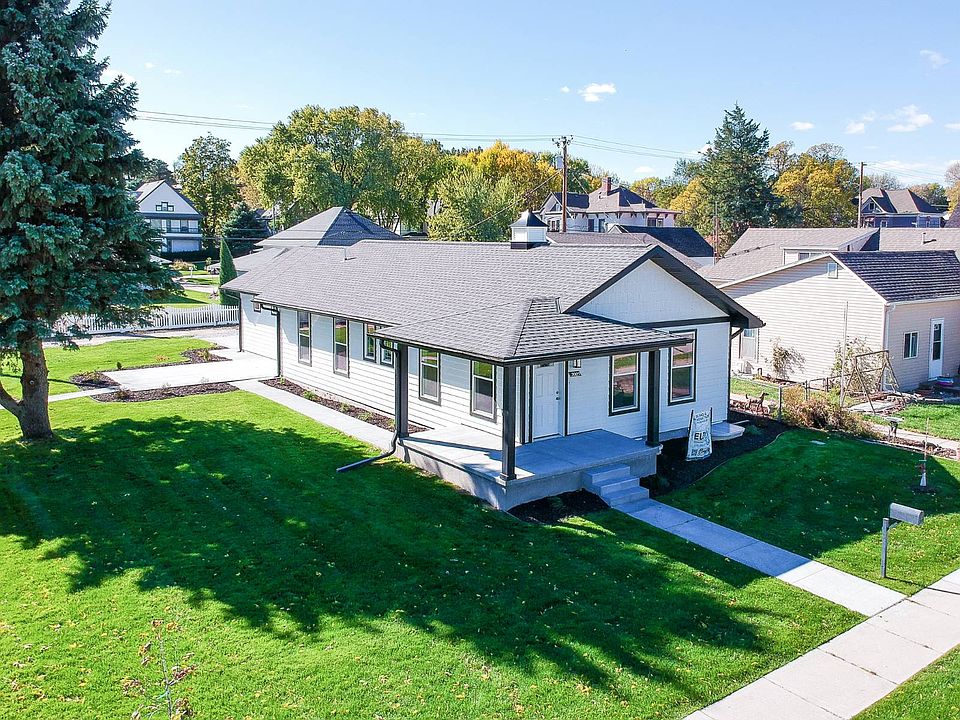 2005 L St, Ord, NE 68862 MLS 11219787 Zillow