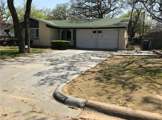 3504 Grady St, Forest Hill, TX 76119
