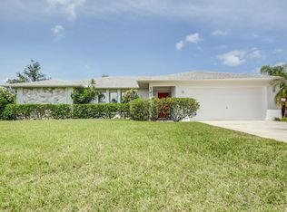 121 SW Meade Cir N, Pt Saint Lucie, FL 34953
