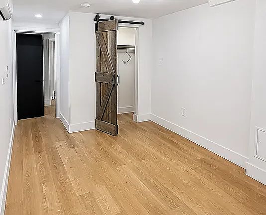 5th image of 1578 De Kalb Ave #3LR