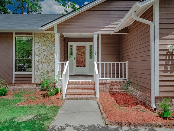 2nd image of 7208 Avila Dr