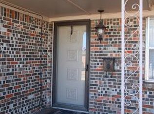 310 Gary St, Mangum, OK 73554