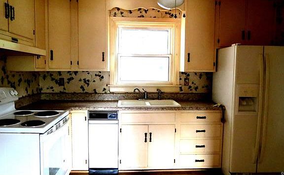 5th image of 2104 Cool Brook Dr