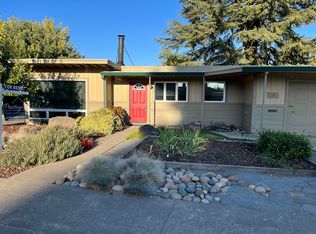 226 Gilbert Dr, Santa Rosa, CA 95405