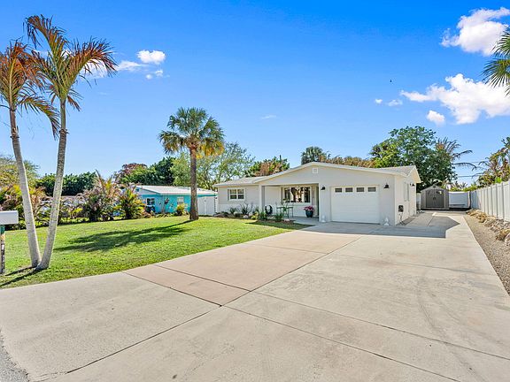 3rd image of 3528 NE Jeannette Drive