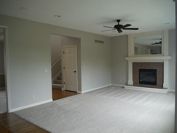3rd image of 1004 N 3rd St