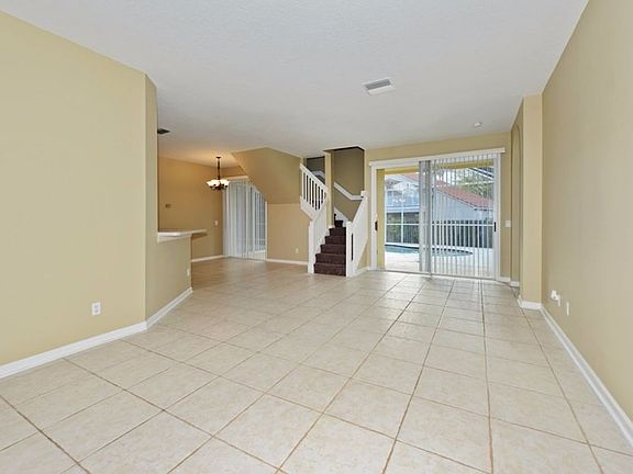 2nd image of 1207 Lausberg Pl