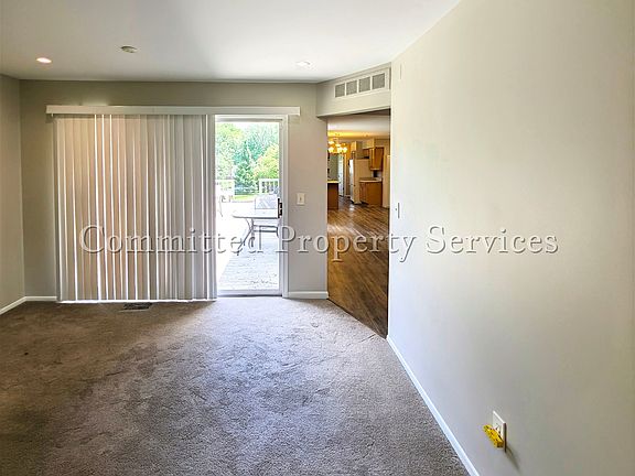 5th image of 38156 Southfarm Ct