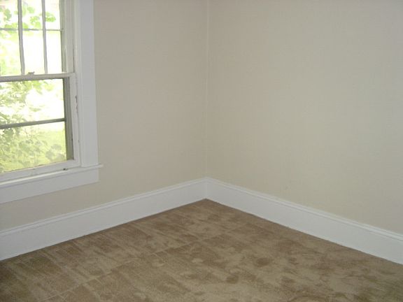 3rd image of 1506 Glenwood Ave