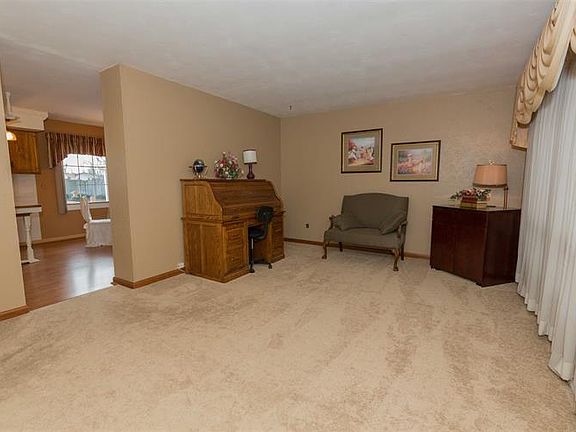 4th image of 11314 Idlewood Dr