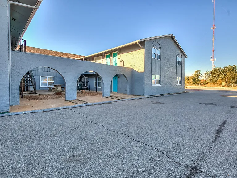 Northwood Apartments — Photo 20