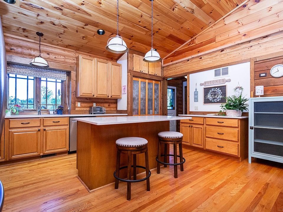 6845 Kelly Rd, photo 6